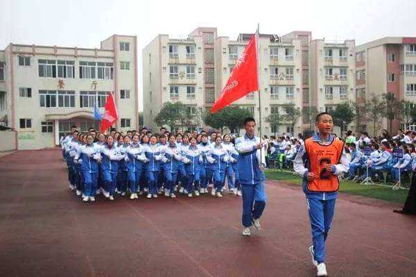 成都列五中學大邑分校校園風采