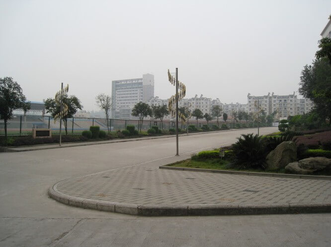 隆昌一中好不好？