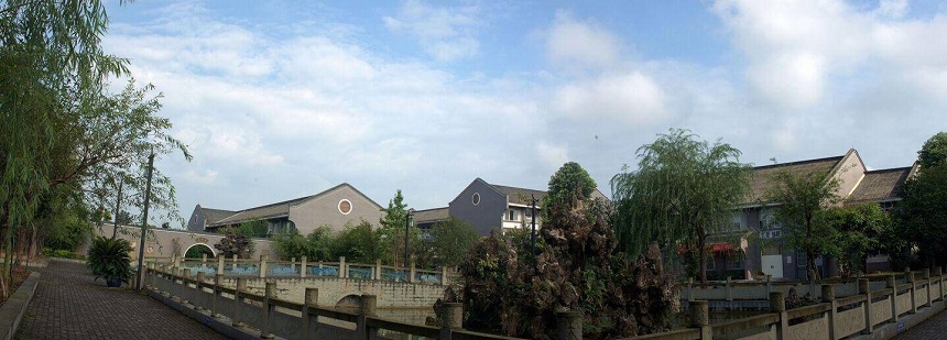 安仁中學(xué)地址在哪里？