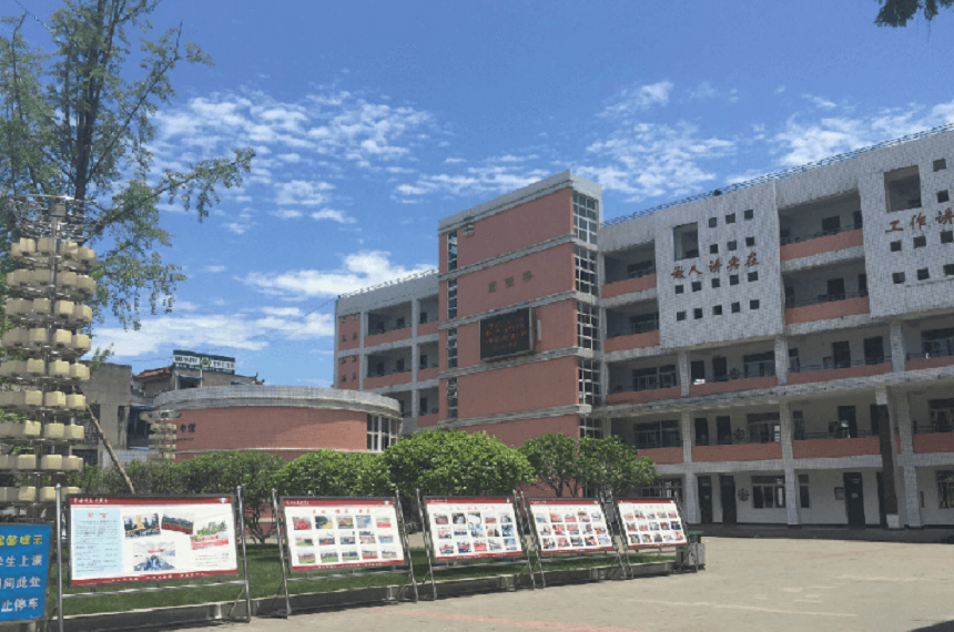 成都市籍田中學(xué)環(huán)境怎么樣？
