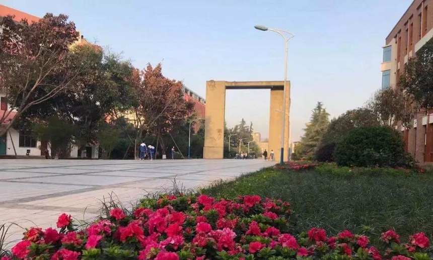 羅江中學(xué)在哪里，有沒有地址？