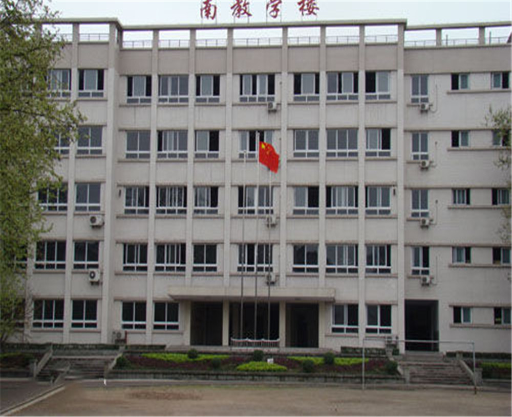 達州鐵路中學(xué)學(xué)校詳細地址在什么地方？