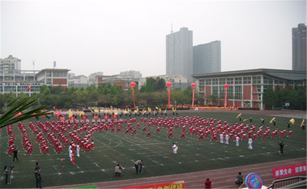 成都文武中學(xué)的高中怎么樣？