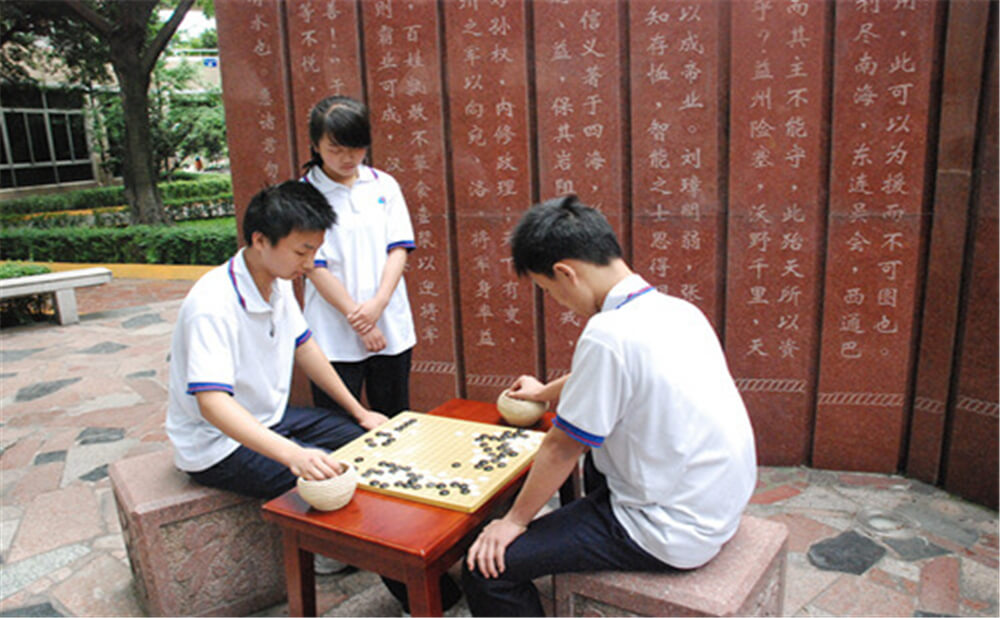 武侯高級(jí)中學(xué)的高考升學(xué)率是多少？