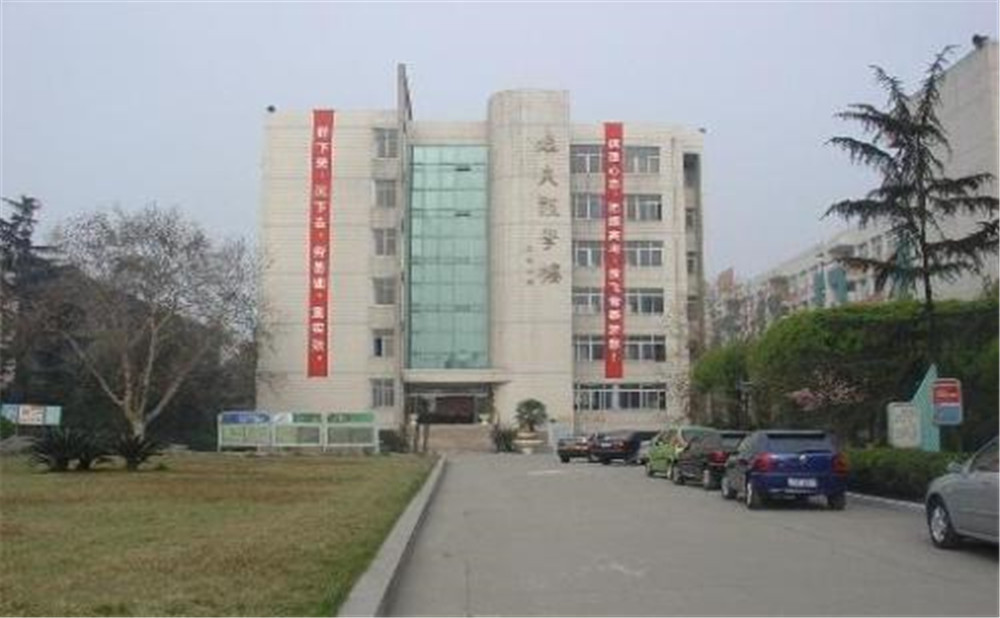 四川師范大學(xué)附屬中學(xué)的升學(xué)率怎么樣？