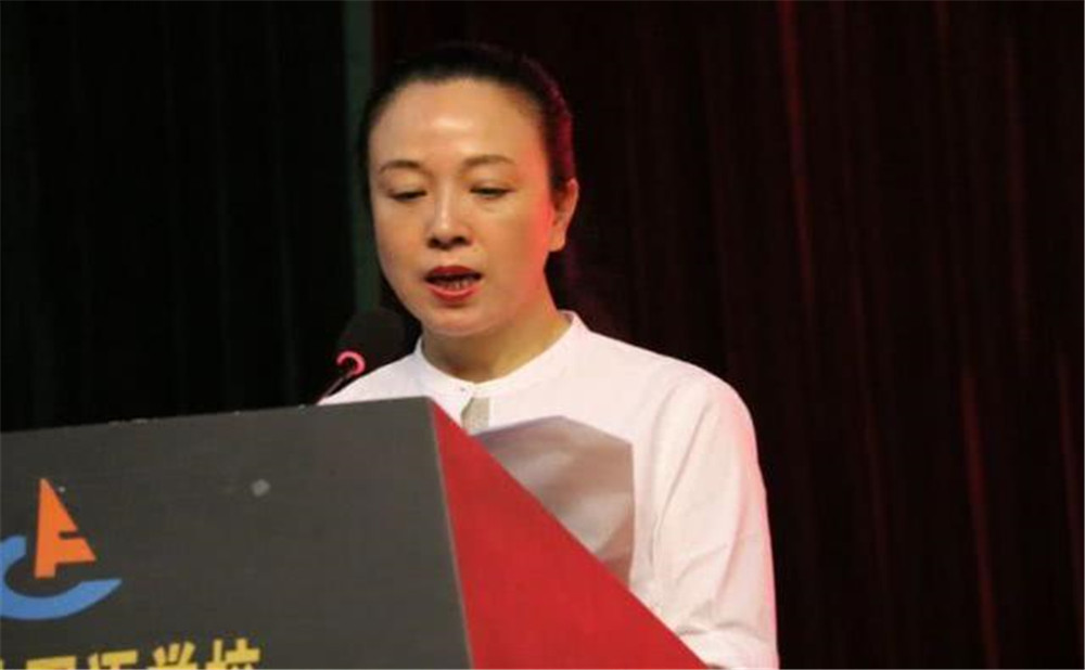 成都外國語學校的學費是多少是多少？