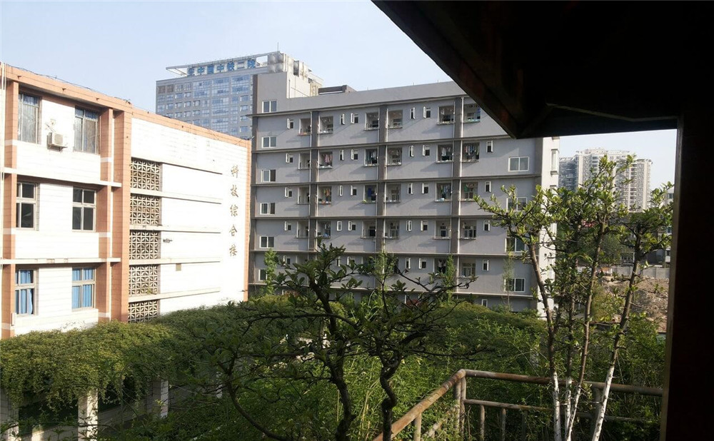 通錦中學的高中住宿怎么樣？