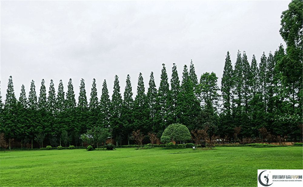 玉壘學(xué)校（都江堰）的高中住宿好不好？