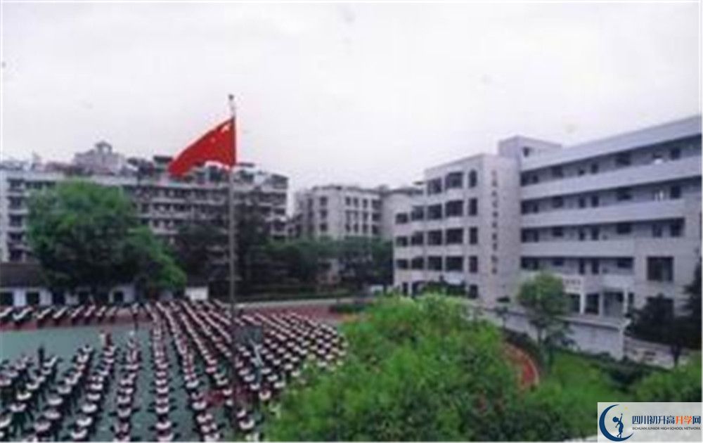 成都市第十七中學(xué)的分?jǐn)?shù)線大概是多少？
