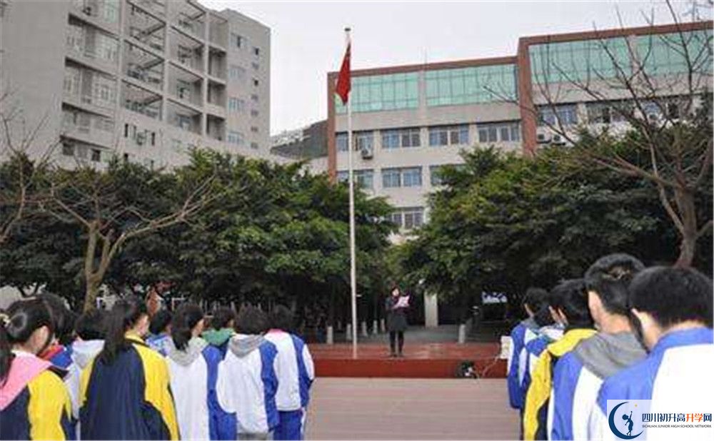 成都高新實(shí)驗(yàn)中學(xué)高中歷年來的分?jǐn)?shù)線是多少？