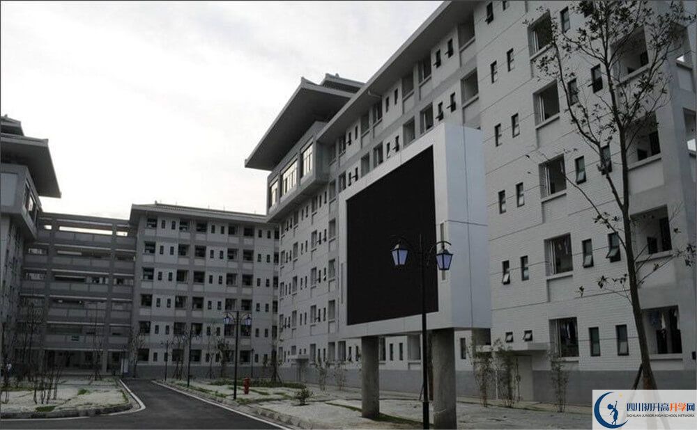 成都石室中學北湖校區(qū)2020年考上清華北大的人數(shù)有多少？