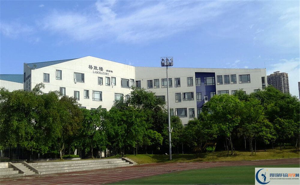 成都實(shí)驗(yàn)外國語學(xué)校（西區(qū)）招生考試科目有哪些？