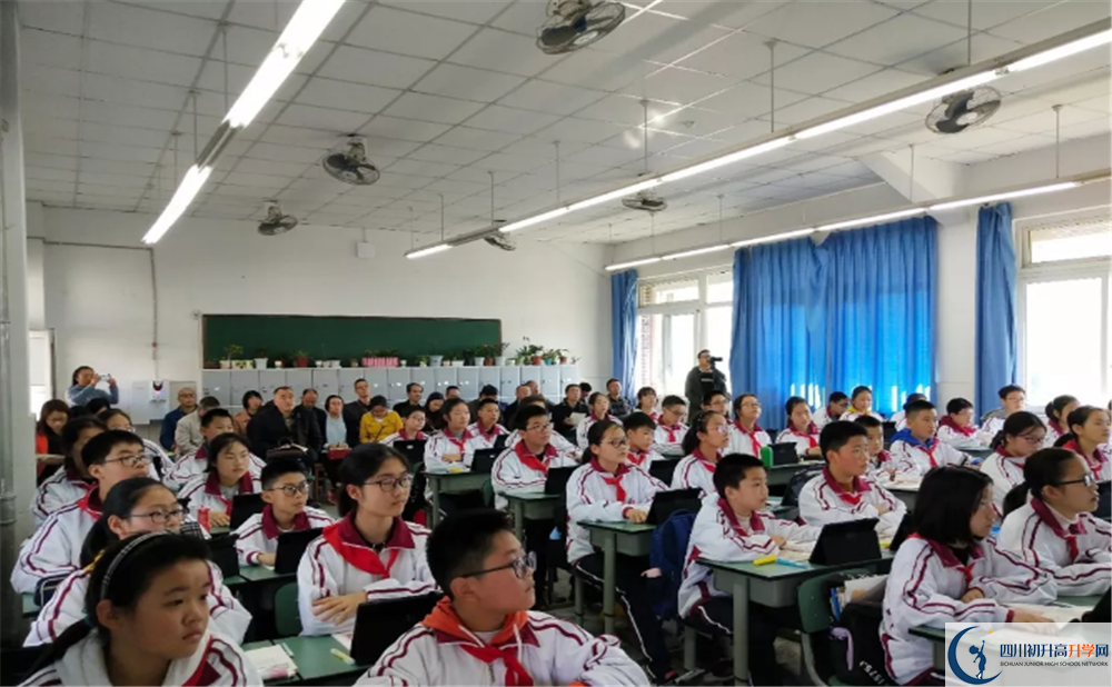 安仁中學(xué)位置在哪里？