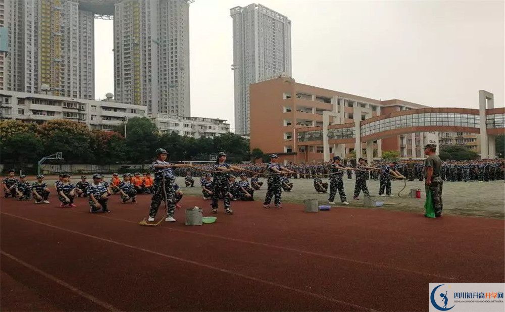 成都十二中（四川大學(xué)附屬中學(xué)）是重點(diǎn)中學(xué)嗎？