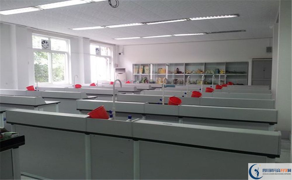 2020西南交通大學(xué)附屬中學(xué)平行班升學(xué)率高嗎？