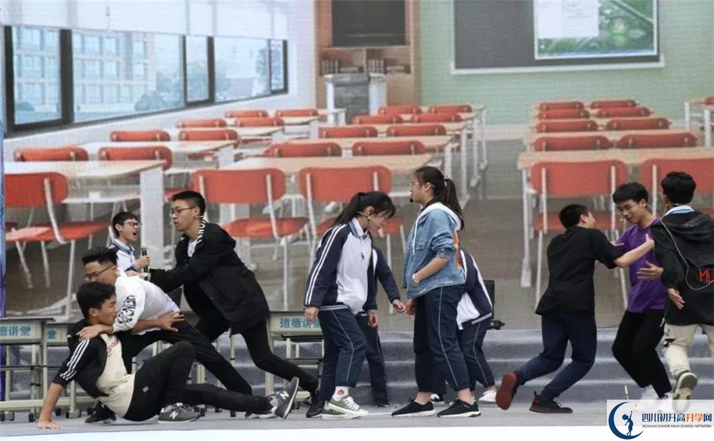 陽安中學實驗班學費貴嗎？
