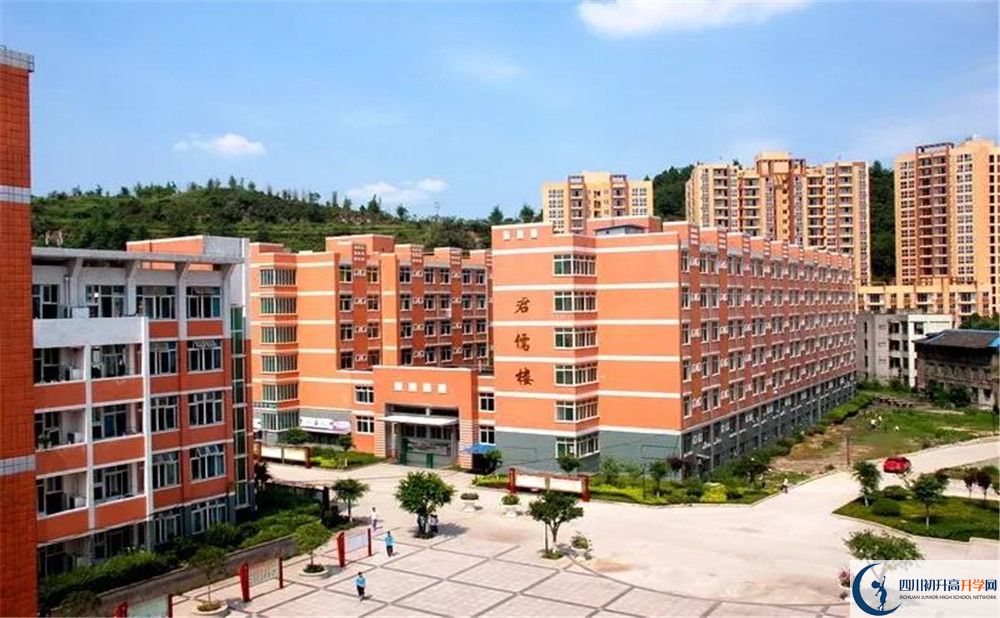 簡(jiǎn)陽(yáng)中學(xué)高中分班考試難嗎？