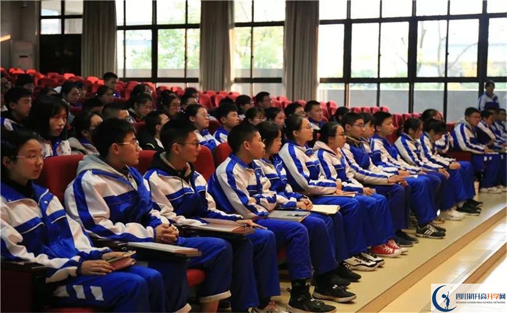 成都石室中學(xué)2020年高考人數(shù)是多少？