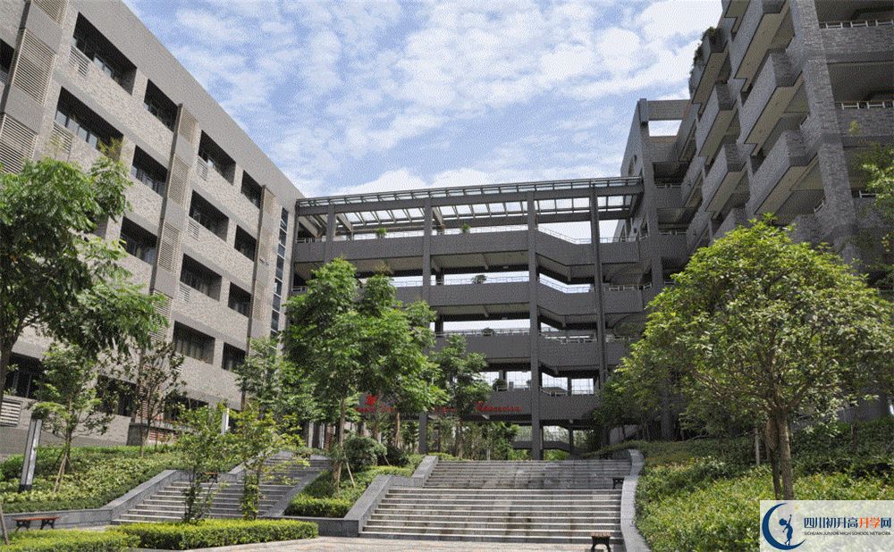 石室天府中學(xué)2020年高考人數(shù)是多少？