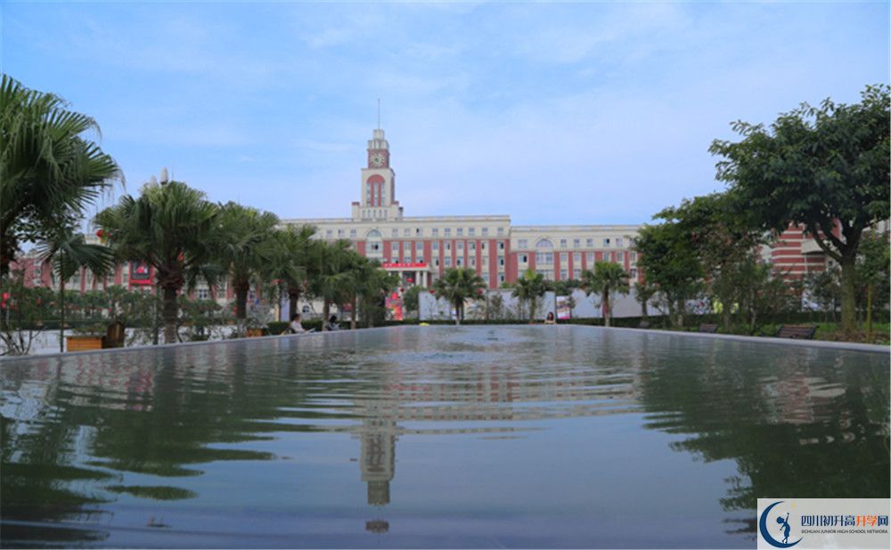 四川師范大學附屬中學高三診斷考試時間怎么安排？